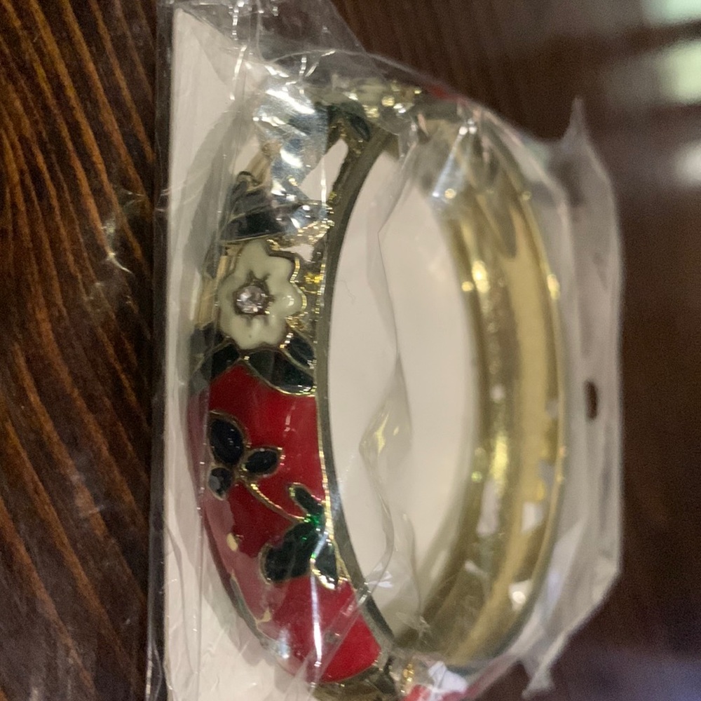 NIP Chinese Bangle bracelet